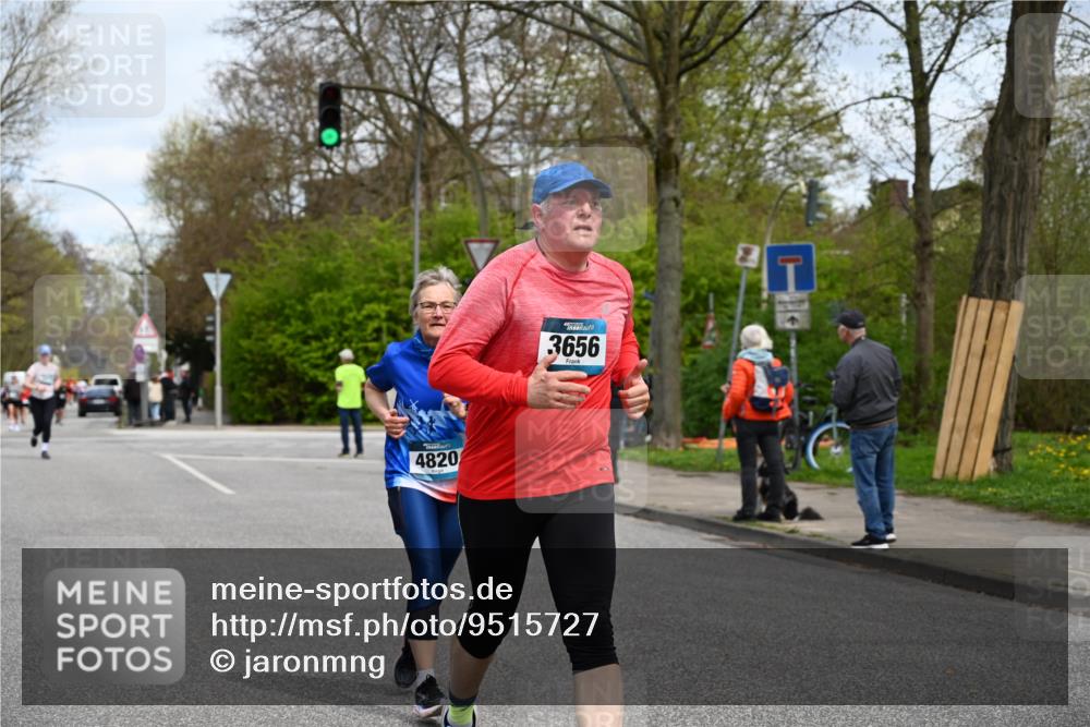 12.04.2026 - 45. Internationalen Wilhelmsburger Insellauf J. Mangold http://msf.ph/oto/9515727 12.04.2026 13:16:12 Ziel 2681, 5839, 5582, 5666, 3993, 5517, 3710, 3709, 4132, 2849, 4808, 5261, 3220, 4502, 3897, 3245, 4849, 3195, 3195, 5275, 5269, 4820, 4926, 3656, 4312, 5404, 5404, 3704, 3846, 2316 meine-sportfotos.de