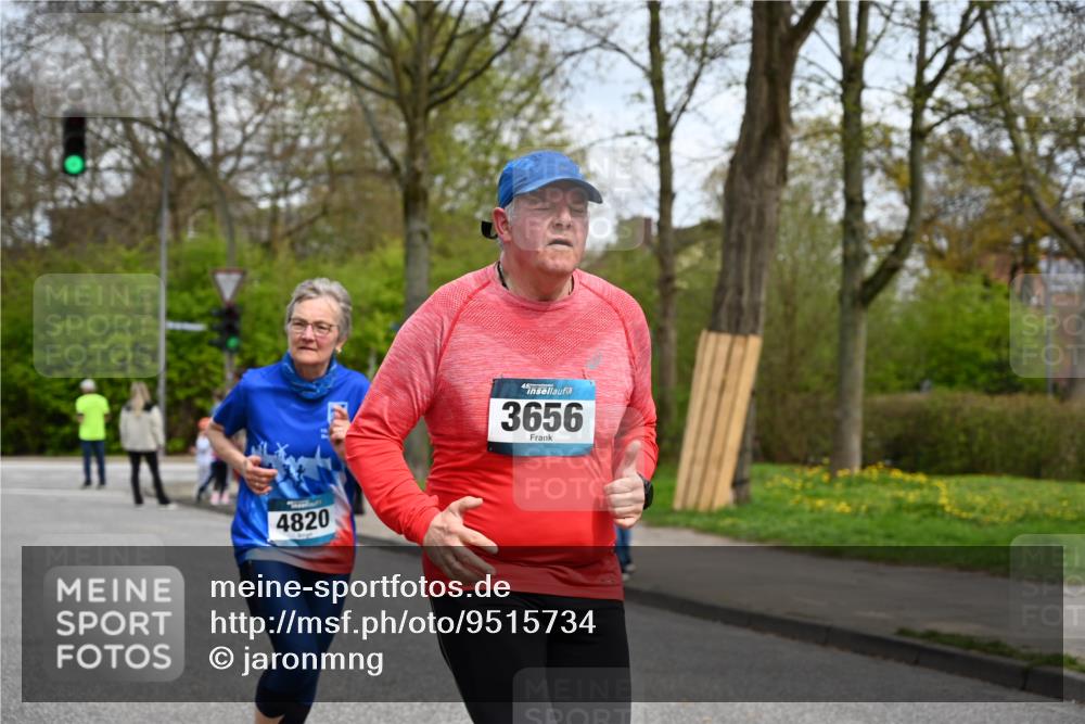 12.04.2026 - 45. Internationalen Wilhelmsburger Insellauf J. Mangold http://msf.ph/oto/9515734 12.04.2026 13:16:13 Ziel 5666, 3993, 5517, 3710, 3709, 4132, 2849, 4808, 5261, 3220, 4502, 3897, 3245, 4849, 3195, 5275, 5269, 5275, 5269, 4820, 4926, 3656, 4312, 5404, 3704, 3846, 2316 meine-sportfotos.de