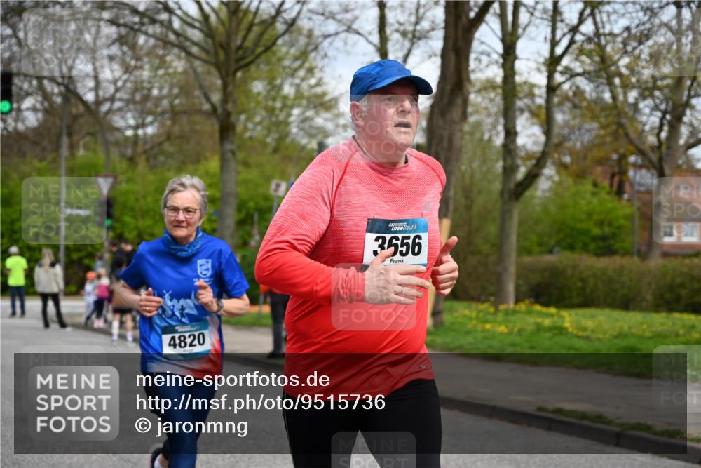 12.04.2026 - 45. Internationalen Wilhelmsburger Insellauf J. Mangold http://msf.ph/oto/9515736 12.04.2026 13:16:13 Ziel 5666, 3993, 5517, 3710, 3709, 4132, 2849, 4808, 5261, 3220, 4502, 3897, 3245, 4849, 3195, 5275, 5269, 5275, 5269, 4820, 4926, 3656, 4312, 5404, 3704, 3846, 2316 meine-sportfotos.de
