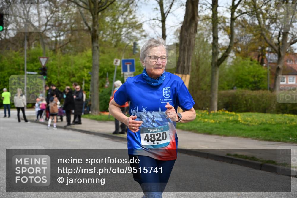 12.04.2026 - 45. Internationalen Wilhelmsburger Insellauf J. Mangold http://msf.ph/oto/9515741 12.04.2026 13:16:14 Ziel 5666, 3993, 5517, 3710, 3709, 4132, 2849, 4808, 5261, 3220, 4502, 3897, 3245, 4849, 3195, 5275, 5269, 4820, 4926, 4820, 4926, 3656, 4312, 5404, 3704, 3846, 2316 meine-sportfotos.de