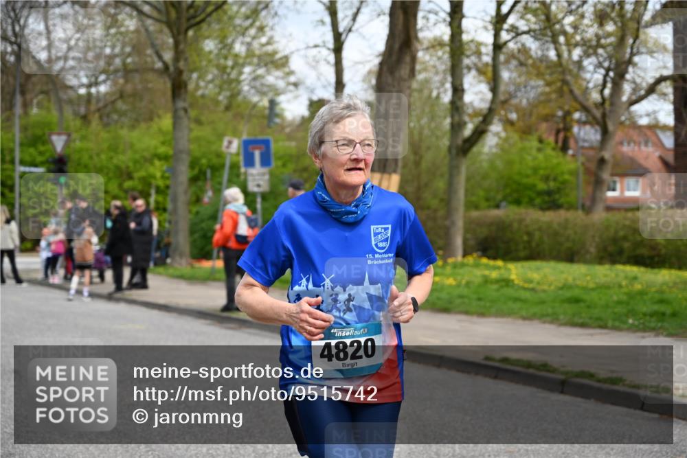 12.04.2026 - 45. Internationalen Wilhelmsburger Insellauf J. Mangold http://msf.ph/oto/9515742 12.04.2026 13:16:14 Ziel 5666, 3993, 5517, 3710, 3709, 4132, 2849, 4808, 5261, 3220, 4502, 3897, 3245, 4849, 3195, 5275, 5269, 4820, 4926, 4820, 4926, 3656, 4312, 5404, 3704, 3846, 2316 meine-sportfotos.de