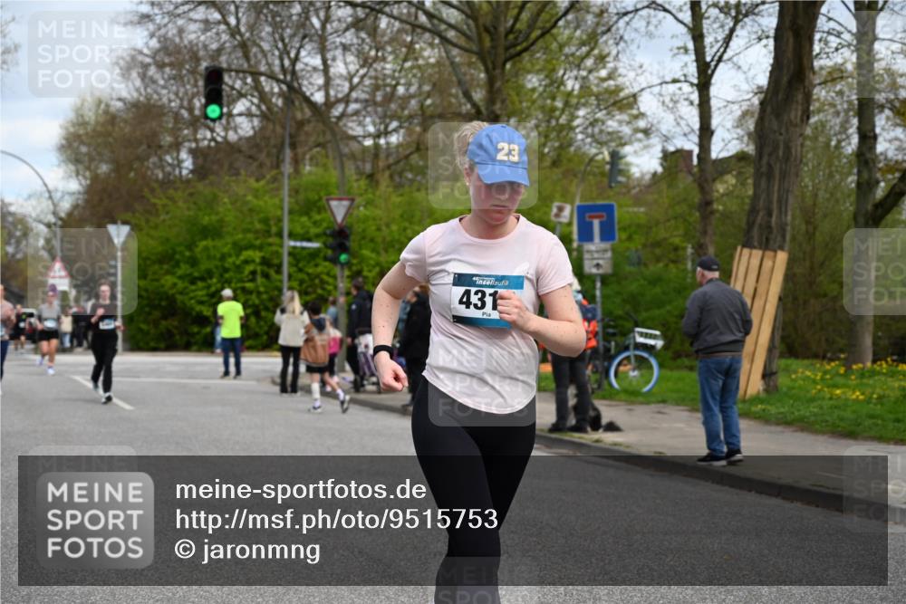 12.04.2026 - 45. Internationalen Wilhelmsburger Insellauf J. Mangold http://msf.ph/oto/9515753 12.04.2026 13:16:22 Ziel 4132, 2849, 4808, 5261, 3220, 4502, 3897, 3245, 4849, 3195, 5275, 5269, 4820, 4926, 3656, 4312, 5404, 3704, 3846, 2316, 2316, 5487, 3040, 4752 meine-sportfotos.de