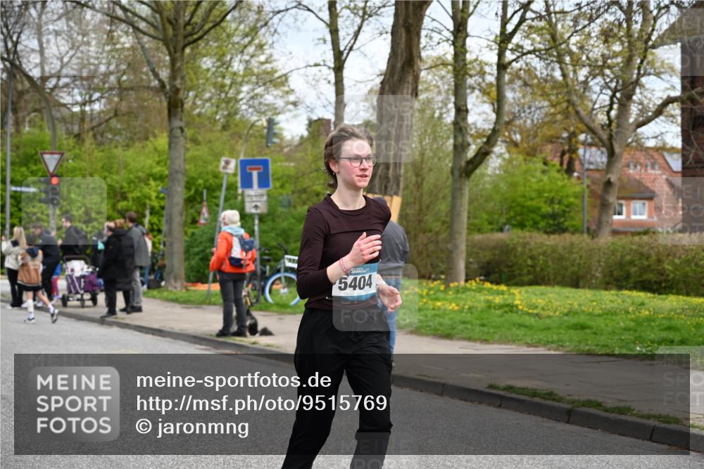 12.04.2026 - 45. Internationalen Wilhelmsburger Insellauf J. Mangold http://msf.ph/oto/9515769 12.04.2026 13:16:27 Ziel 2849, 4808, 5261, 3220, 4502, 3897, 3245, 4849, 3195, 5275, 5269, 4820, 4926, 3656, 4312, 5404, 3704, 3846, 2316, 5487, 3040, 4752, 3886, 3097, 2942, 3575 meine-sportfotos.de
