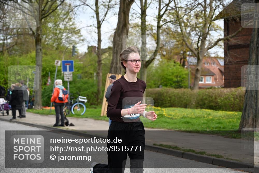 12.04.2026 - 45. Internationalen Wilhelmsburger Insellauf J. Mangold http://msf.ph/oto/9515771 12.04.2026 13:16:27 Ziel 2849, 4808, 5261, 3220, 4502, 3897, 3245, 4849, 3195, 5275, 5269, 4820, 4926, 3656, 4312, 5404, 3704, 3846, 2316, 5487, 3040, 4752, 3886, 3097, 2942, 3575 meine-sportfotos.de