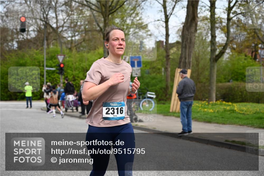 12.04.2026 - 45. Internationalen Wilhelmsburger Insellauf J. Mangold http://msf.ph/oto/9515795 12.04.2026 13:16:30 Ziel 3220, 4502, 3897, 3245, 4849, 3195, 5275, 5269, 4820, 4926, 3656, 4312, 5404, 3704, 3846, 2316, 5487, 5487, 3040, 4752, 3886, 3097, 2942, 3575 meine-sportfotos.de