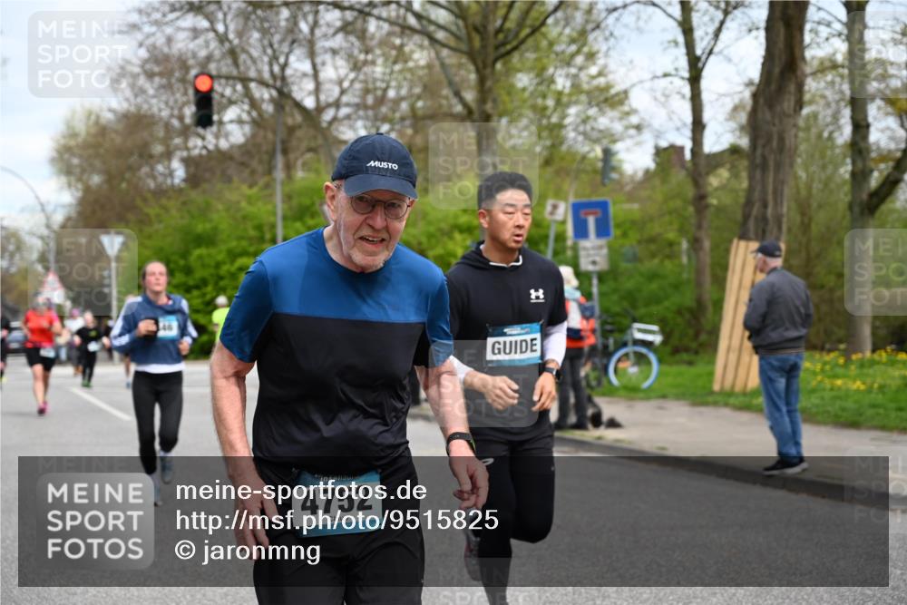 12.04.2026 - 45. Internationalen Wilhelmsburger Insellauf J. Mangold http://msf.ph/oto/9515825 12.04.2026 13:16:34 Ziel 3245, 4849, 3195, 5275, 5269, 4820, 4926, 3656, 4312, 5404, 3704, 3846, 2316, 2316, 5487, 3040, 4752, 3886, 3097, 2942, 3575, 2670, 3061 meine-sportfotos.de