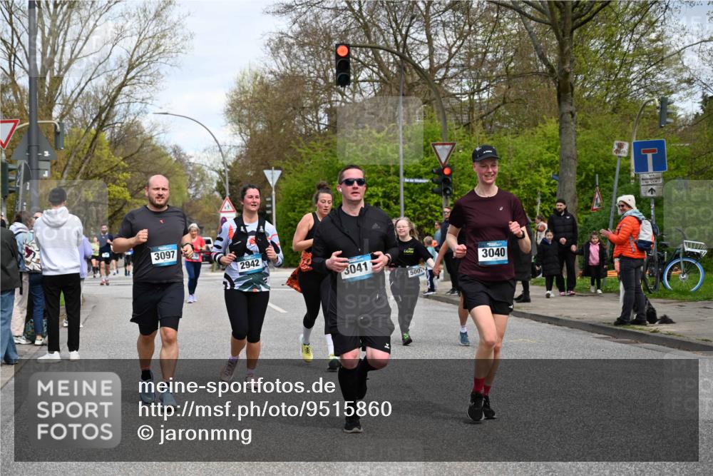 12.04.2026 - 45. Internationalen Wilhelmsburger Insellauf J. Mangold http://msf.ph/oto/9515860 12.04.2026 13:16:43 Ziel 3656, 4312, 5404, 3704, 3846, 2316, 5487, 3040, 3040, 4752, 3886, 3097, 2942, 3575, 2670, 3061, 3281, 4315, 4867, 4868, 4130, 4129, 2609, 2610, 2571, 5001, 5532, 4392 meine-sportfotos.de