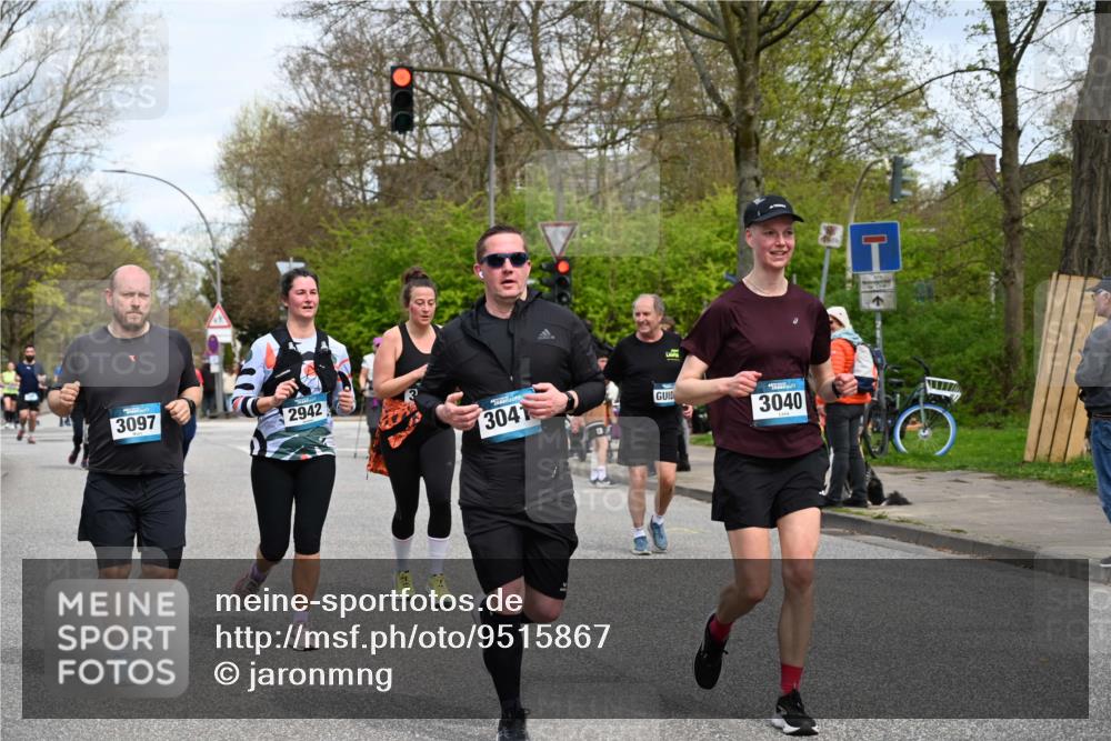 12.04.2026 - 45. Internationalen Wilhelmsburger Insellauf J. Mangold http://msf.ph/oto/9515867 12.04.2026 13:16:43 Ziel 3656, 4312, 5404, 3704, 3846, 2316, 5487, 3040, 3040, 4752, 3886, 3097, 2942, 3575, 2670, 3061, 3281, 4315, 4867, 4868, 4130, 4129, 2609, 2610, 2571, 5001, 5532, 4392 meine-sportfotos.de