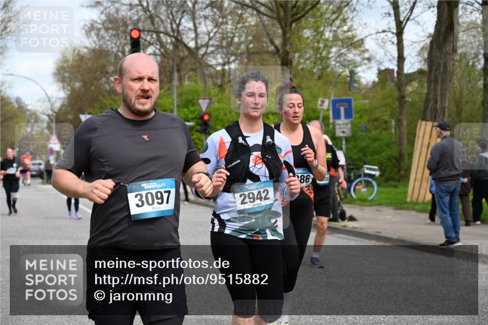 12.04.2026 - 45. Internationalen Wilhelmsburger Insellauf J. Mangold http://msf.ph/oto/9515882 12.04.2026 13:16:45 Ziel 4312, 5404, 3704, 3846, 2316, 5487, 3040, 4752, 4752, 3886, 3097, 2942, 3575, 2670, 3061, 2670, 3061, 3281, 4315, 4867, 4868, 4130, 4129, 2609, 2610, 2571, 5001, 5532, 4392, 4642 meine-sportfotos.de