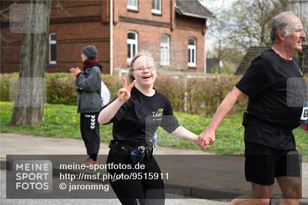 12.04.2026 - 45. Internationalen Wilhelmsburger Insellauf J. Mangold http://msf.ph/oto/9515911 12.04.2026 13:16:49 Ziel 5404, 3704, 3846, 2316, 5487, 3040, 4752, 3886, 3097, 2942, 3575, 2670, 3061, 3281, 4315, 4867, 4867, 4868, 4130, 4129, 2609, 2610, 2571, 5001, 5532, 4392, 4642, 4957, 3900 meine-sportfotos.de