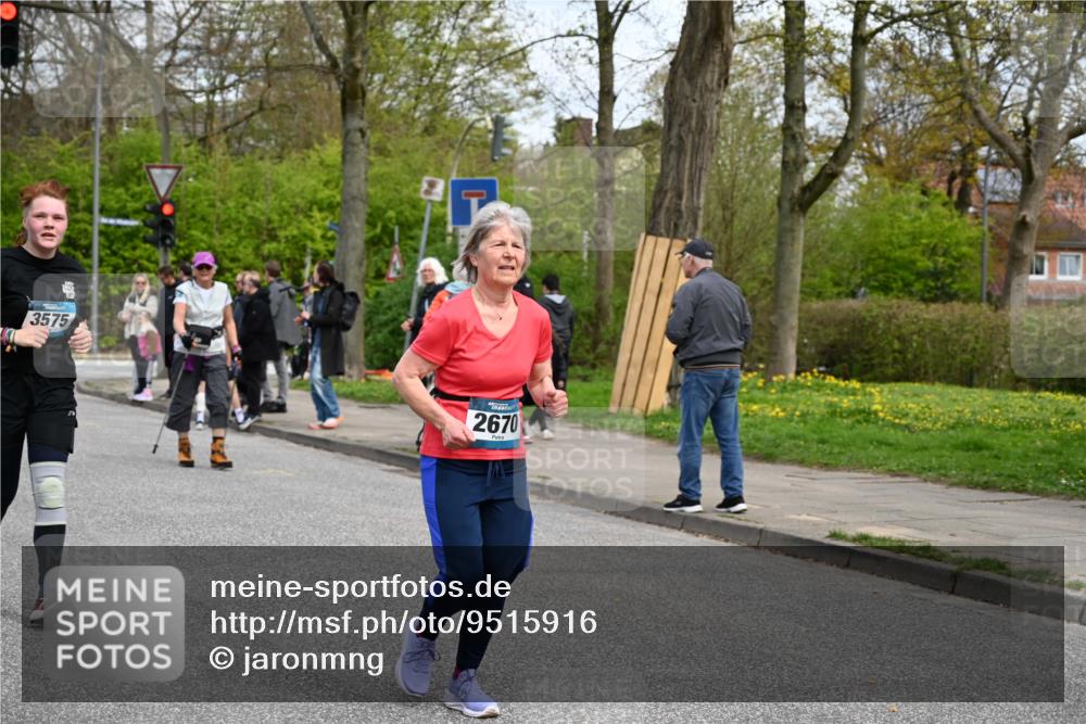 12.04.2026 - 45. Internationalen Wilhelmsburger Insellauf J. Mangold http://msf.ph/oto/9515916 12.04.2026 13:16:50 Ziel 3704, 3846, 2316, 5487, 3040, 4752, 3886, 3097, 2942, 3575, 3575, 2670, 3061, 3281, 4315, 4867, 4868, 4868, 4130, 4129, 2609, 2610, 2571, 5001, 5532, 4392, 4642, 4957, 3900 meine-sportfotos.de