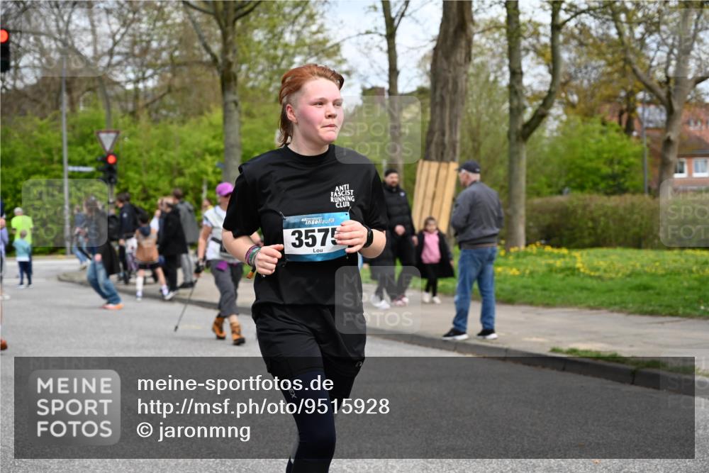 12.04.2026 - 45. Internationalen Wilhelmsburger Insellauf J. Mangold http://msf.ph/oto/9515928 12.04.2026 13:16:52 Ziel 3704, 3846, 2316, 5487, 3040, 4752, 3886, 3097, 2942, 3575, 2670, 3061, 3281, 4315, 4867, 4868, 4130, 4129, 2609, 2610, 4129, 2609, 2610, 2571, 5001, 5532, 4392, 4642, 4957, 3900, 5759 meine-sportfotos.de