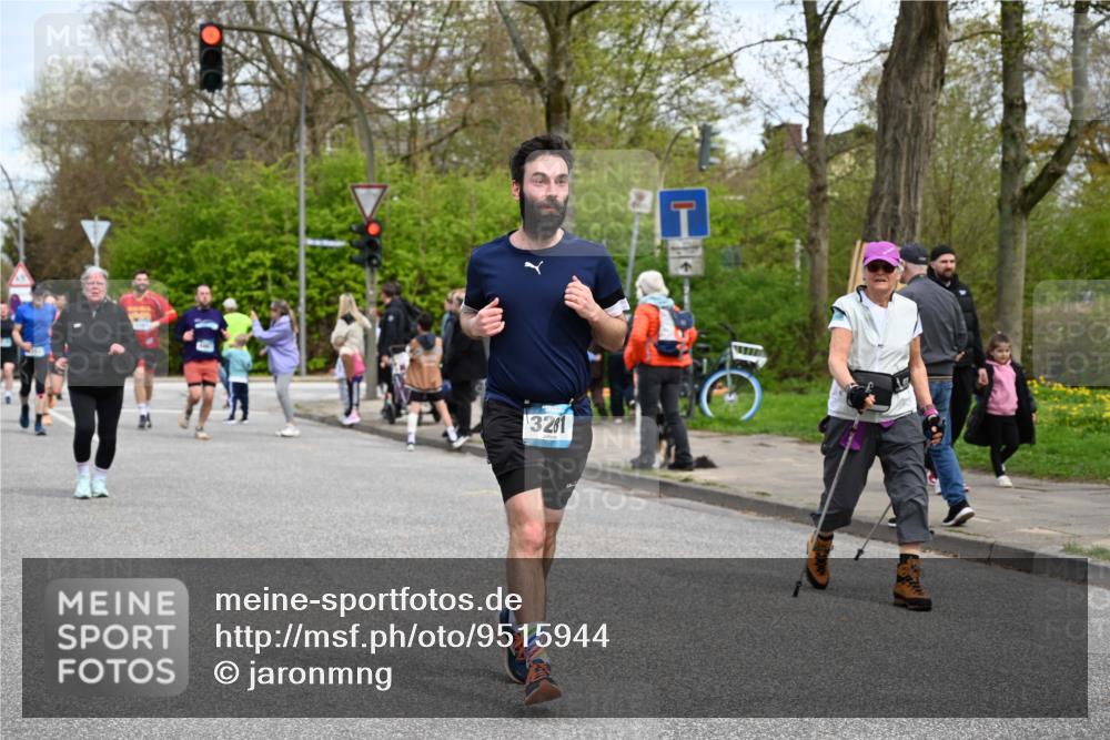 12.04.2026 - 45. Internationalen Wilhelmsburger Insellauf J. Mangold http://msf.ph/oto/9515944 12.04.2026 13:16:54 Ziel 3846, 2316, 5487, 3040, 4752, 3886, 3097, 2942, 3575, 2670, 3061, 3281, 4315, 4867, 4868, 4130, 4129, 2609, 2610, 2571, 5001, 5001, 5532, 4392, 4642, 4957, 3900, 5759, 2030, 3199, 3453 meine-sportfotos.de