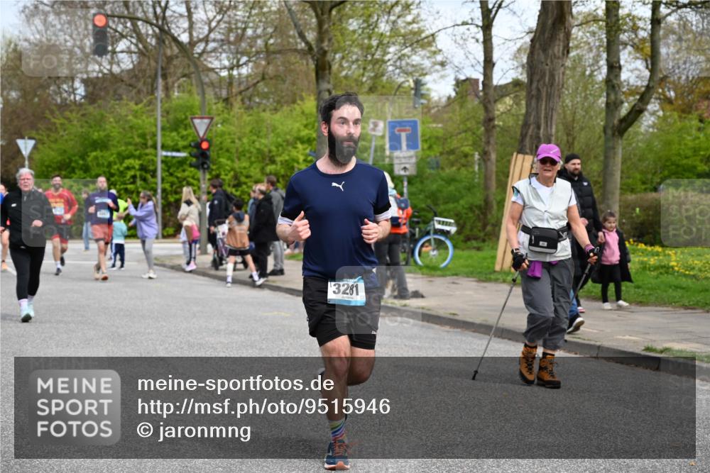 12.04.2026 - 45. Internationalen Wilhelmsburger Insellauf J. Mangold http://msf.ph/oto/9515946 12.04.2026 13:16:54 Ziel 3846, 2316, 5487, 3040, 4752, 3886, 3097, 2942, 3575, 2670, 3061, 3281, 4315, 4867, 4868, 4130, 4129, 2609, 2610, 2571, 5001, 5001, 5532, 4392, 4642, 4957, 3900, 5759, 2030, 3199, 3453 meine-sportfotos.de