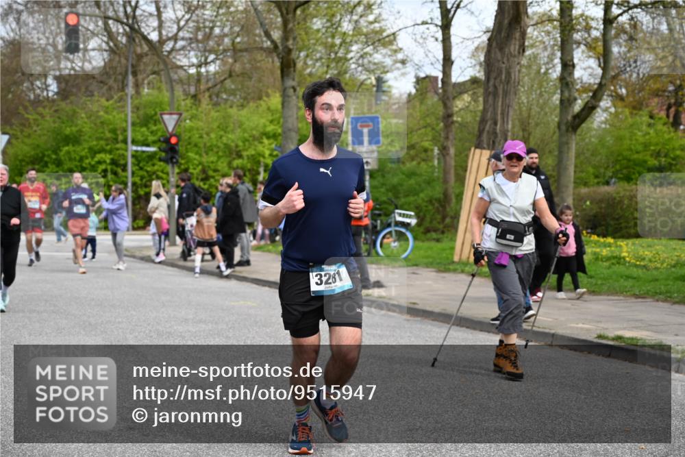 12.04.2026 - 45. Internationalen Wilhelmsburger Insellauf J. Mangold http://msf.ph/oto/9515947 12.04.2026 13:16:54 Ziel 3846, 2316, 5487, 3040, 4752, 3886, 3097, 2942, 3575, 2670, 3061, 3281, 4315, 4867, 4868, 4130, 4129, 2609, 2610, 2571, 5001, 5001, 5532, 4392, 4642, 4957, 3900, 5759, 2030, 3199, 3453 meine-sportfotos.de