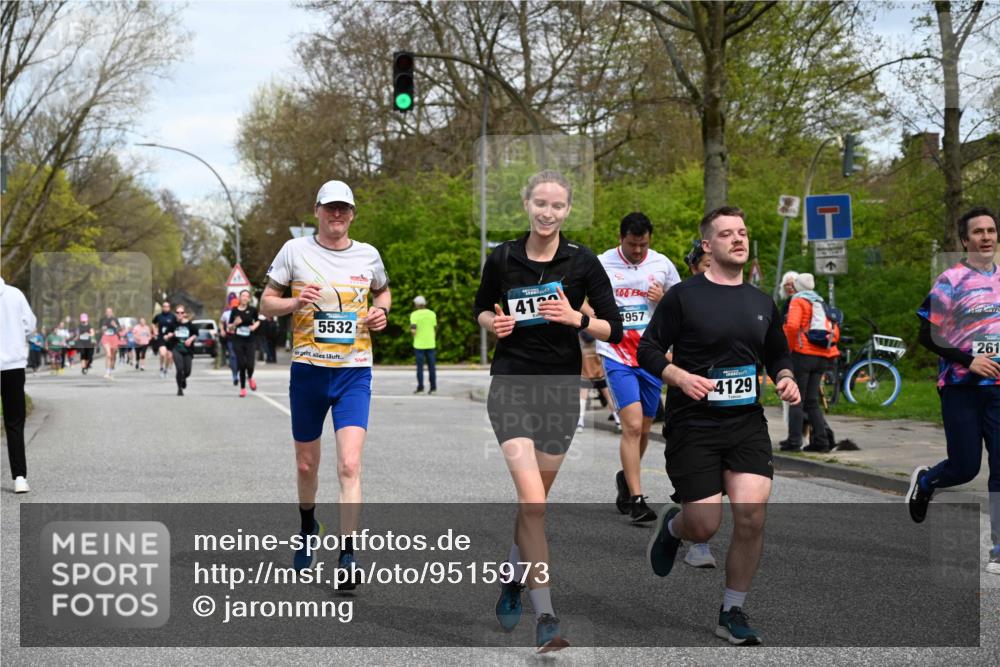 12.04.2026 - 45. Internationalen Wilhelmsburger Insellauf J. Mangold http://msf.ph/oto/9515973 12.04.2026 13:17:04 Ziel 5487, 3040, 4752, 3886, 3097, 2942, 3575, 2670, 3061, 3281, 4315, 4867, 4868, 4130, 4129, 2609, 2610, 4129, 2609, 2610, 2571, 5001, 5532, 4392, 4642, 4957, 3900, 5759, 2030, 3199, 3453, 3455, 4194, 5717, 4804, 3604, 2125 meine-sportfotos.de