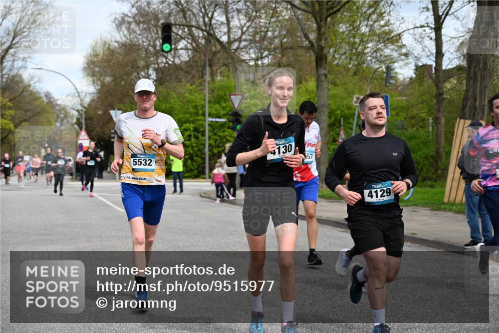 12.04.2026 - 45. Internationalen Wilhelmsburger Insellauf J. Mangold http://msf.ph/oto/9515977 12.04.2026 13:17:04 Ziel 5487, 3040, 4752, 3886, 3097, 2942, 3575, 2670, 3061, 3281, 4315, 4867, 4868, 4130, 4129, 2609, 2610, 4129, 2609, 2610, 2571, 5001, 5532, 4392, 4642, 4957, 3900, 5759, 2030, 3199, 3453, 3455, 4194, 5717, 4804, 3604, 2125 meine-sportfotos.de