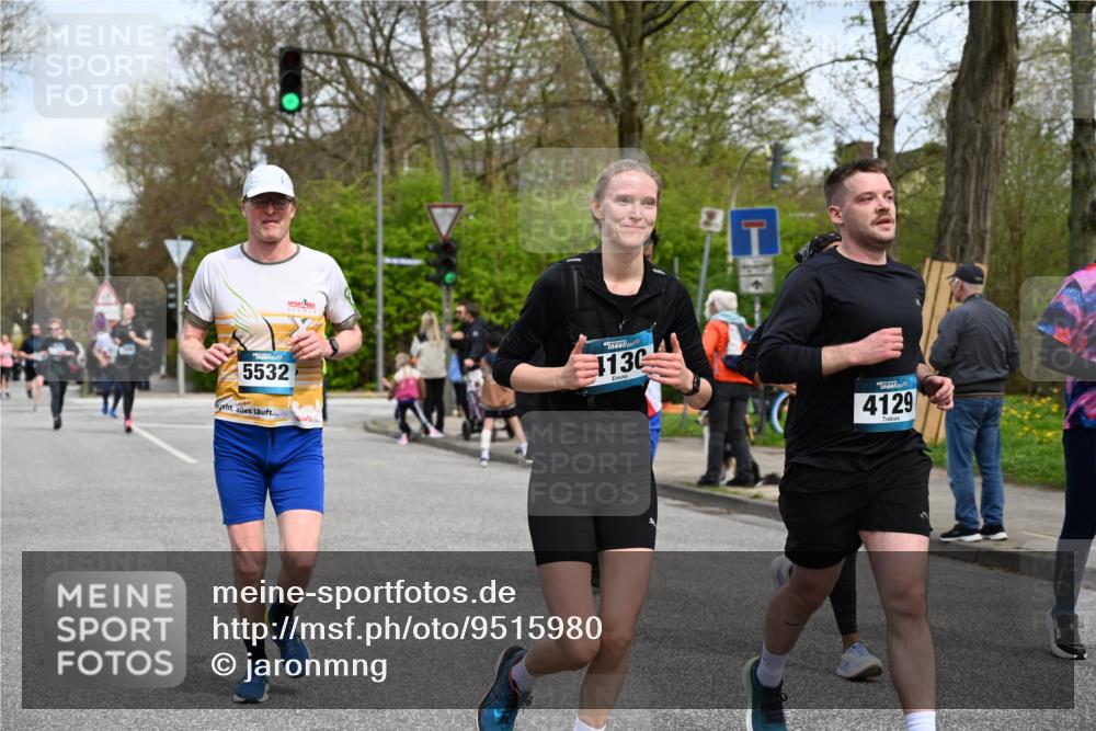 12.04.2026 - 45. Internationalen Wilhelmsburger Insellauf J. Mangold http://msf.ph/oto/9515980 12.04.2026 13:17:04 Ziel 5487, 3040, 4752, 3886, 3097, 2942, 3575, 2670, 3061, 3281, 4315, 4867, 4868, 4130, 4129, 2609, 2610, 4129, 2609, 2610, 2571, 5001, 5532, 4392, 4642, 4957, 3900, 5759, 2030, 3199, 3453, 3455, 4194, 5717, 4804, 3604, 2125 meine-sportfotos.de