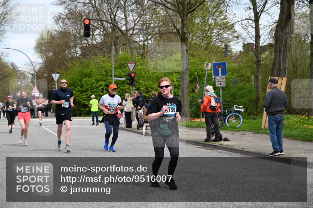 12.04.2026 - 45. Internationalen Wilhelmsburger Insellauf J. Mangold http://msf.ph/oto/9516007 12.04.2026 13:17:13 Ziel 3097, 2942, 3575, 2670, 3061, 3281, 4315, 4867, 4868, 4130, 4129, 2609, 2610, 2571, 5001, 5532, 4392, 4642, 4957, 3900, 3900, 5759, 2030, 3199, 3453, 3455, 4194, 5717, 4804, 4804, 3604, 2125, 2520, 5204, 3272, 4690, 3252, 4697, 2903 meine-sportfotos.de