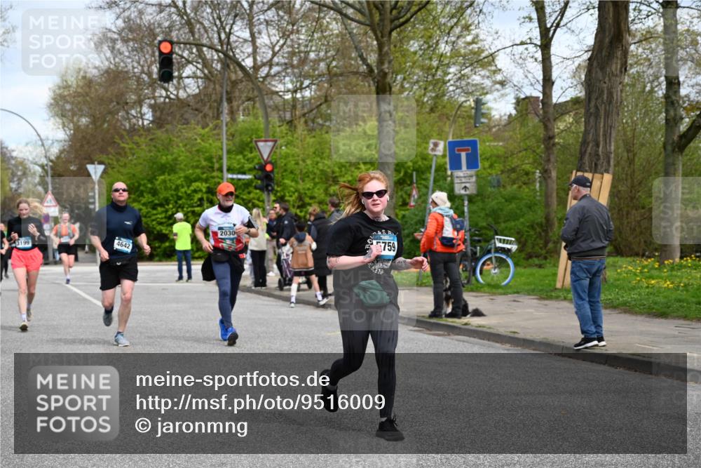 12.04.2026 - 45. Internationalen Wilhelmsburger Insellauf J. Mangold http://msf.ph/oto/9516009 12.04.2026 13:17:13 Ziel 3097, 2942, 3575, 2670, 3061, 3281, 4315, 4867, 4868, 4130, 4129, 2609, 2610, 2571, 5001, 5532, 4392, 4642, 4957, 3900, 3900, 5759, 2030, 3199, 3453, 3455, 4194, 5717, 4804, 4804, 3604, 2125, 2520, 5204, 3272, 4690, 3252, 4697, 2903 meine-sportfotos.de