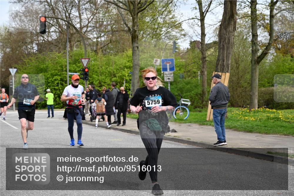 12.04.2026 - 45. Internationalen Wilhelmsburger Insellauf J. Mangold http://msf.ph/oto/9516013 12.04.2026 13:17:13 Ziel 3097, 2942, 3575, 2670, 3061, 3281, 4315, 4867, 4868, 4130, 4129, 2609, 2610, 2571, 5001, 5532, 4392, 4642, 4957, 3900, 3900, 5759, 2030, 3199, 3453, 3455, 4194, 5717, 4804, 4804, 3604, 2125, 2520, 5204, 3272, 4690, 3252, 4697, 2903 meine-sportfotos.de