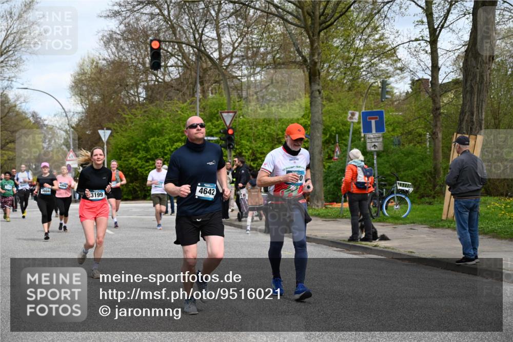 12.04.2026 - 45. Internationalen Wilhelmsburger Insellauf J. Mangold http://msf.ph/oto/9516021 12.04.2026 13:17:15 Ziel 3575, 2670, 3061, 3281, 4315, 4867, 4868, 4130, 4129, 2609, 2610, 2571, 5001, 5532, 4392, 4642, 4957, 3900, 5759, 5759, 2030, 3199, 3453, 3455, 4194, 5717, 4804, 3604, 2125, 2520, 5204, 3272, 4690, 3252, 4697, 2903, 4104 meine-sportfotos.de