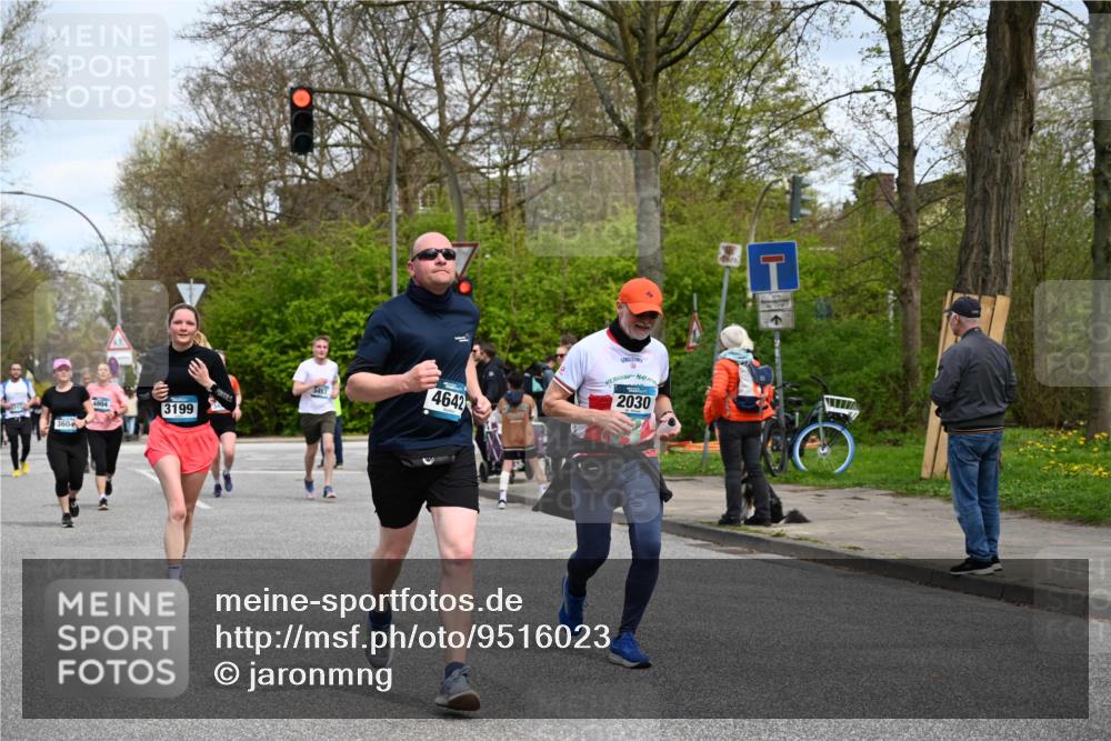 12.04.2026 - 45. Internationalen Wilhelmsburger Insellauf J. Mangold http://msf.ph/oto/9516023 12.04.2026 13:17:15 Ziel 3575, 2670, 3061, 3281, 4315, 4867, 4868, 4130, 4129, 2609, 2610, 2571, 5001, 5532, 4392, 4642, 4957, 3900, 5759, 5759, 2030, 3199, 3453, 3455, 4194, 5717, 4804, 3604, 2125, 2520, 5204, 3272, 4690, 3252, 4697, 2903, 4104 meine-sportfotos.de