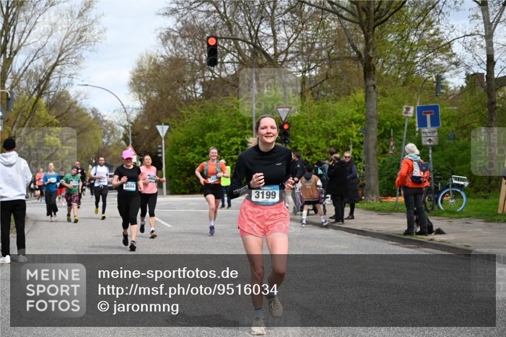 12.04.2026 - 45. Internationalen Wilhelmsburger Insellauf J. Mangold http://msf.ph/oto/9516034 12.04.2026 13:17:17 Ziel 2670, 3061, 3281, 4315, 4867, 4868, 4130, 4129, 2609, 2610, 2571, 5001, 5532, 4392, 4642, 4957, 3900, 5759, 2030, 3199, 3453, 3455, 4194, 5717, 4804, 3604, 2125, 2520, 5204, 3272, 4690, 3252, 4697, 2903, 4104, 5465, 4998 meine-sportfotos.de