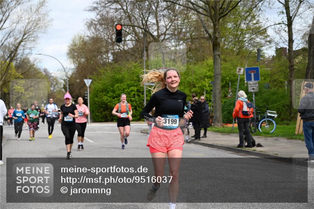 12.04.2026 - 45. Internationalen Wilhelmsburger Insellauf J. Mangold http://msf.ph/oto/9516037 12.04.2026 13:17:17 Ziel 2670, 3061, 3281, 4315, 4867, 4868, 4130, 4129, 2609, 2610, 2571, 5001, 5532, 4392, 4642, 4957, 3900, 5759, 2030, 3199, 3453, 3455, 4194, 5717, 4804, 3604, 2125, 2520, 5204, 3272, 4690, 3252, 4697, 2903, 4104, 5465, 4998 meine-sportfotos.de