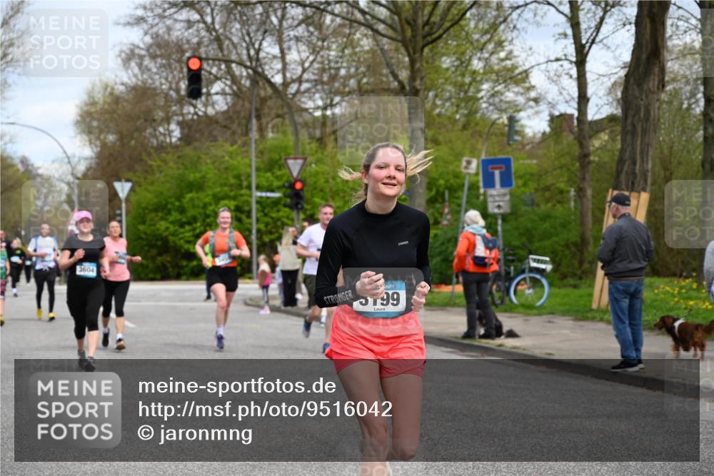 12.04.2026 - 45. Internationalen Wilhelmsburger Insellauf J. Mangold http://msf.ph/oto/9516042 12.04.2026 13:17:18 Ziel 2670, 3061, 3281, 4315, 4867, 4868, 4130, 4129, 2609, 2610, 2571, 5001, 5532, 4392, 4642, 4957, 3900, 5759, 2030, 3199, 3453, 2030, 3199, 3453, 3455, 4194, 5717, 4804, 3604, 2125, 2520, 5204, 3272, 4690, 3252, 4697, 2903, 4104, 5465, 4998, 5332 meine-sportfotos.de