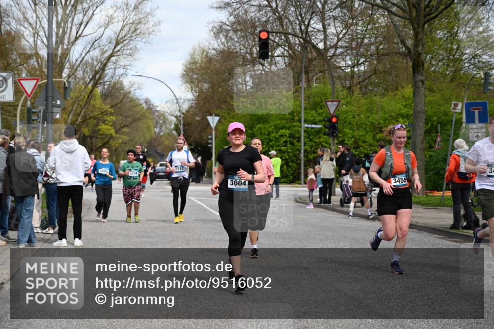 12.04.2026 - 45. Internationalen Wilhelmsburger Insellauf J. Mangold http://msf.ph/oto/9516052 12.04.2026 13:17:19 Ziel 2670, 3061, 3281, 4315, 4867, 4868, 4130, 4129, 2609, 2610, 2571, 5001, 5532, 4392, 4642, 4957, 3900, 5759, 2030, 3199, 3453, 3455, 3455, 4194, 5717, 4804, 3604, 2125, 2520, 5204, 3272, 4690, 3252, 4697, 2903, 4104, 5465, 4998, 5332 meine-sportfotos.de
