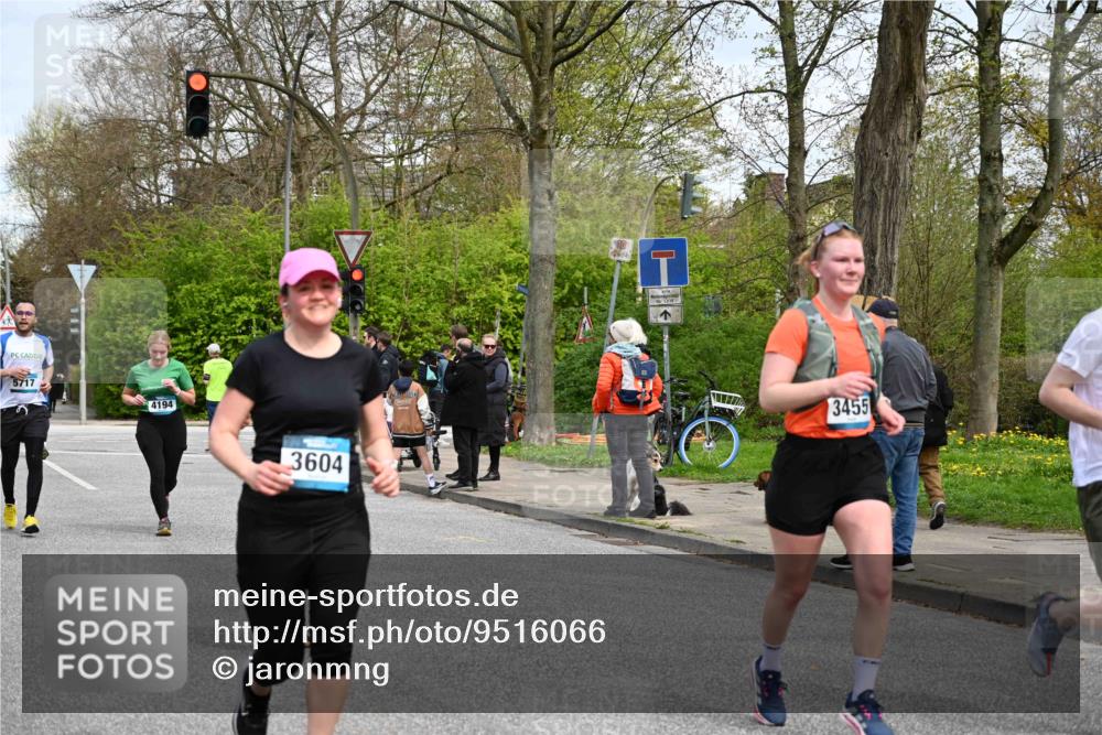 12.04.2026 - 45. Internationalen Wilhelmsburger Insellauf J. Mangold http://msf.ph/oto/9516066 12.04.2026 13:17:21 Ziel 2670, 3061, 3281, 4315, 4867, 4868, 4130, 4129, 2609, 2610, 2571, 5001, 5532, 4392, 4642, 4957, 3900, 5759, 2030, 3199, 3453, 3455, 4194, 5717, 4804, 3604, 2125, 2520, 5204, 5204, 3272, 4690, 3252, 4697, 2903, 4104, 5465, 4998, 5332, 4203 meine-sportfotos.de