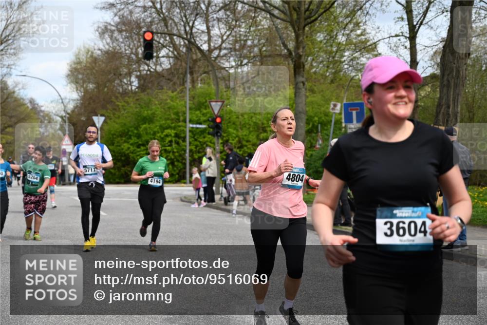 12.04.2026 - 45. Internationalen Wilhelmsburger Insellauf J. Mangold http://msf.ph/oto/9516069 12.04.2026 13:17:22 Ziel 2670, 3061, 3281, 4315, 4867, 4868, 4130, 4129, 2609, 2610, 2571, 5001, 5532, 4392, 4642, 4957, 3900, 5759, 2030, 3199, 3453, 3455, 4194, 5717, 4804, 3604, 2125, 2520, 5204, 3272, 4690, 3272, 4690, 3252, 4697, 2903, 4104, 5465, 4998, 5332, 4203, 4202, 5836, 2759 meine-sportfotos.de