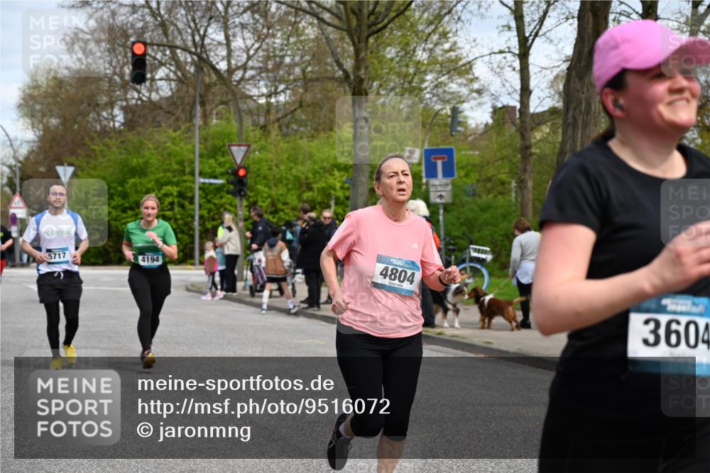12.04.2026 - 45. Internationalen Wilhelmsburger Insellauf J. Mangold http://msf.ph/oto/9516072 12.04.2026 13:17:22 Ziel 2670, 3061, 3281, 4315, 4867, 4868, 4130, 4129, 2609, 2610, 2571, 5001, 5532, 4392, 4642, 4957, 3900, 5759, 2030, 3199, 3453, 3455, 4194, 5717, 4804, 3604, 2125, 2520, 5204, 3272, 4690, 3272, 4690, 3252, 4697, 2903, 4104, 5465, 4998, 5332, 4203, 4202, 5836, 2759 meine-sportfotos.de