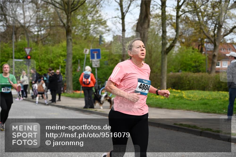 12.04.2026 - 45. Internationalen Wilhelmsburger Insellauf J. Mangold http://msf.ph/oto/9516079 12.04.2026 13:17:22 Ziel 2670, 3061, 3281, 4315, 4867, 4868, 4130, 4129, 2609, 2610, 2571, 5001, 5532, 4392, 4642, 4957, 3900, 5759, 2030, 3199, 3453, 3455, 4194, 5717, 4804, 3604, 2125, 2520, 5204, 3272, 4690, 3272, 4690, 3252, 4697, 2903, 4104, 5465, 4998, 5332, 4203, 4202, 5836, 2759 meine-sportfotos.de