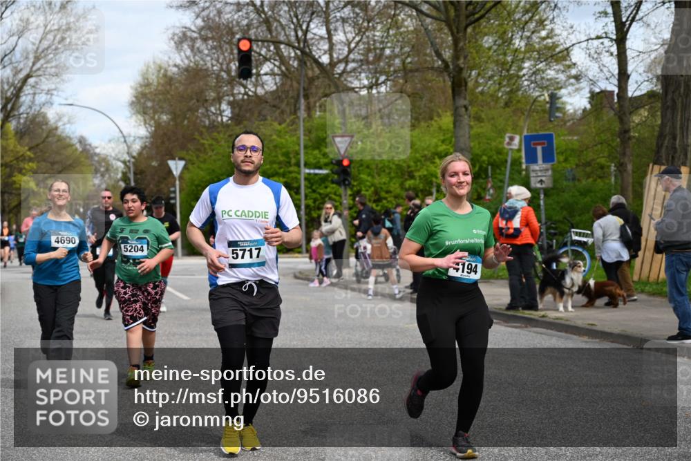 12.04.2026 - 45. Internationalen Wilhelmsburger Insellauf J. Mangold http://msf.ph/oto/9516086 12.04.2026 13:17:24 Ziel 3281, 4315, 4867, 4868, 4130, 4129, 2609, 2610, 2571, 5001, 5532, 4392, 4642, 4957, 3900, 5759, 2030, 3199, 3453, 3455, 4194, 5717, 5717, 4804, 3604, 2125, 2520, 5204, 3272, 4690, 3252, 4697, 2903, 4104, 5465, 4998, 5332, 4203, 4202, 5836, 2759 meine-sportfotos.de