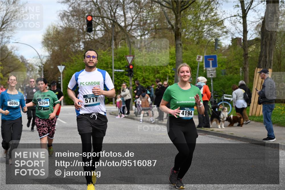 12.04.2026 - 45. Internationalen Wilhelmsburger Insellauf J. Mangold http://msf.ph/oto/9516087 12.04.2026 13:17:24 Ziel 3281, 4315, 4867, 4868, 4130, 4129, 2609, 2610, 2571, 5001, 5532, 4392, 4642, 4957, 3900, 5759, 2030, 3199, 3453, 3455, 4194, 5717, 5717, 4804, 3604, 2125, 2520, 5204, 3272, 4690, 3252, 4697, 2903, 4104, 5465, 4998, 5332, 4203, 4202, 5836, 2759 meine-sportfotos.de