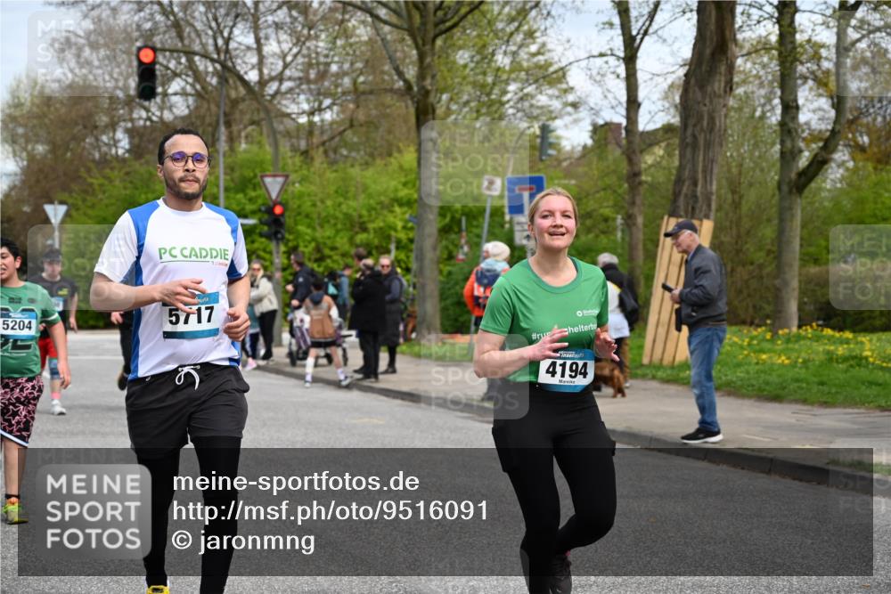 12.04.2026 - 45. Internationalen Wilhelmsburger Insellauf J. Mangold http://msf.ph/oto/9516091 12.04.2026 13:17:24 Ziel 3281, 4315, 4867, 4868, 4130, 4129, 2609, 2610, 2571, 5001, 5532, 4392, 4642, 4957, 3900, 5759, 2030, 3199, 3453, 3455, 4194, 5717, 5717, 4804, 3604, 2125, 2520, 5204, 3272, 4690, 3252, 4697, 2903, 4104, 5465, 4998, 5332, 4203, 4202, 5836, 2759 meine-sportfotos.de