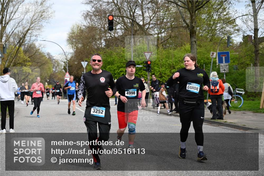 12.04.2026 - 45. Internationalen Wilhelmsburger Insellauf J. Mangold http://msf.ph/oto/9516113 12.04.2026 13:17:28 Ziel 4130, 4129, 2609, 2610, 2571, 5001, 5532, 4392, 4642, 4957, 3900, 5759, 2030, 3199, 3453, 3455, 4194, 5717, 4804, 3604, 2125, 2125, 2520, 5204, 3272, 4690, 3252, 4697, 2903, 4104, 5465, 4998, 5465, 4998, 5332, 4203, 4202, 5836, 2759, 4487, 2833 meine-sportfotos.de