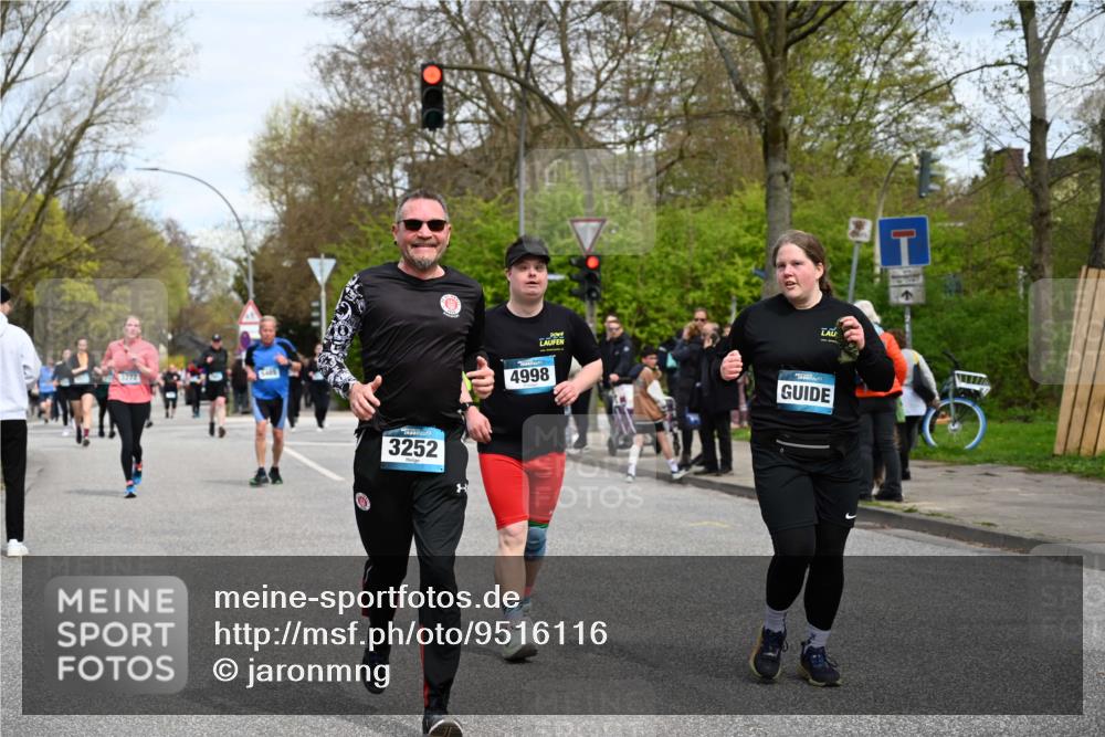 12.04.2026 - 45. Internationalen Wilhelmsburger Insellauf J. Mangold http://msf.ph/oto/9516116 12.04.2026 13:17:28 Ziel 4130, 4129, 2609, 2610, 2571, 5001, 5532, 4392, 4642, 4957, 3900, 5759, 2030, 3199, 3453, 3455, 4194, 5717, 4804, 3604, 2125, 2125, 2520, 5204, 3272, 4690, 3252, 4697, 2903, 4104, 5465, 4998, 5465, 4998, 5332, 4203, 4202, 5836, 2759, 4487, 2833 meine-sportfotos.de