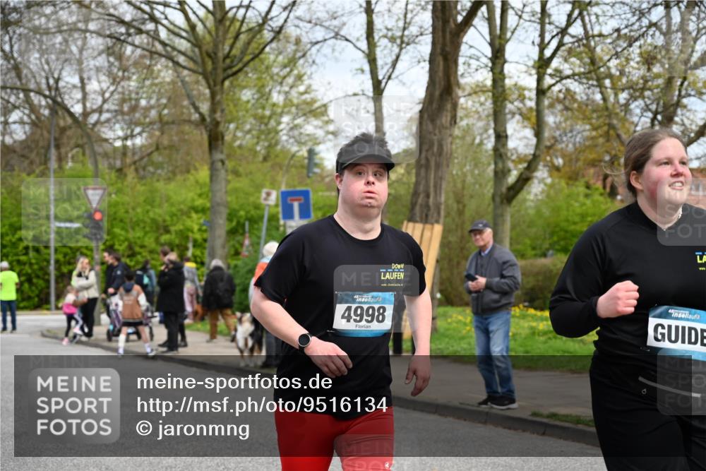 12.04.2026 - 45. Internationalen Wilhelmsburger Insellauf J. Mangold http://msf.ph/oto/9516134 12.04.2026 13:17:31 Ziel 5001, 5532, 4392, 4642, 4957, 3900, 5759, 2030, 3199, 3453, 3455, 4194, 5717, 4804, 3604, 2125, 2520, 5204, 3272, 4690, 3252, 4697, 2903, 4104, 5465, 4998, 5332, 4203, 4202, 5836, 2759, 4487, 2833, 3879 meine-sportfotos.de