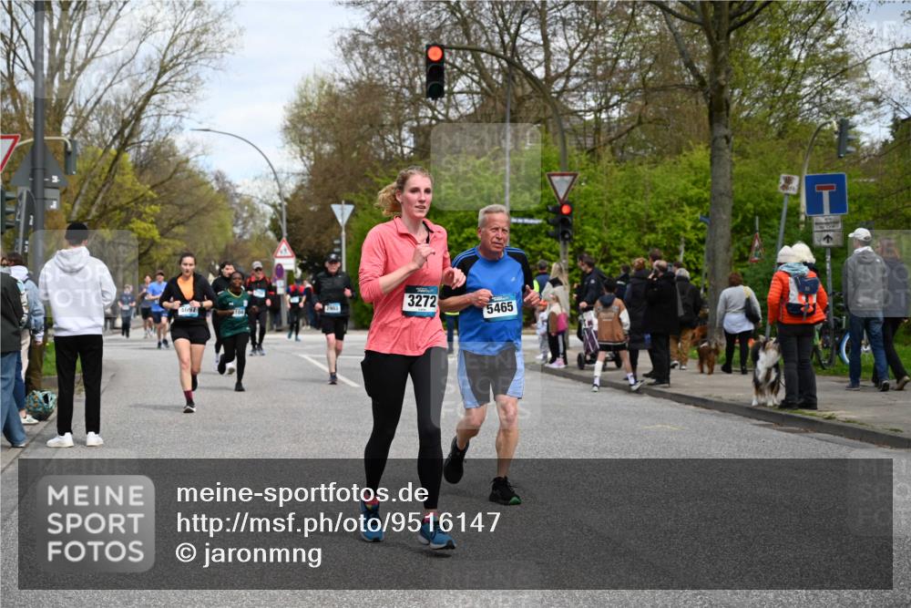 12.04.2026 - 45. Internationalen Wilhelmsburger Insellauf J. Mangold http://msf.ph/oto/9516147 12.04.2026 13:17:33 Ziel 4642, 4957, 3900, 5759, 2030, 3199, 3453, 3455, 4194, 5717, 4804, 3604, 2125, 2520, 5204, 5204, 3272, 4690, 3252, 4697, 2903, 4104, 5465, 4998, 5332, 4203, 4203, 4202, 5836, 2759, 4487, 2833, 3879, 3630, 5714, 4213 meine-sportfotos.de