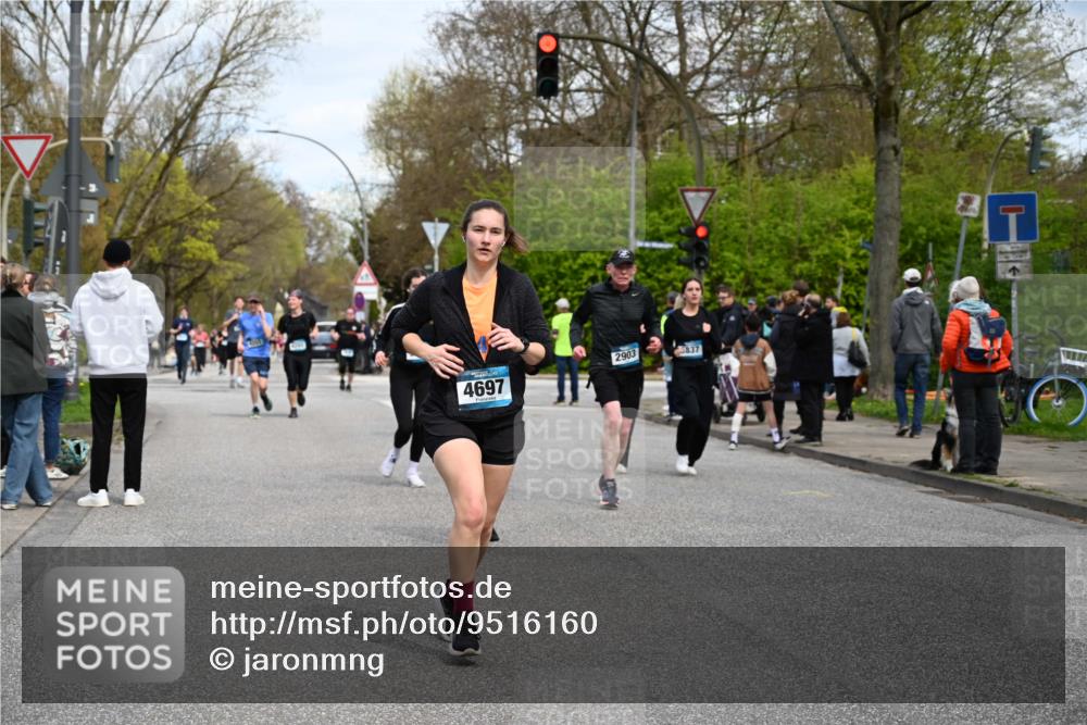 12.04.2026 - 45. Internationalen Wilhelmsburger Insellauf J. Mangold http://msf.ph/oto/9516160 12.04.2026 13:17:36 Ziel 4957, 3900, 5759, 2030, 3199, 3453, 3455, 4194, 5717, 4804, 3604, 2125, 2520, 5204, 3272, 4690, 3252, 4697, 2903, 4104, 5465, 4998, 5332, 4203, 4202, 5836, 2759, 4487, 2833, 3879, 3630, 5714, 4213 meine-sportfotos.de