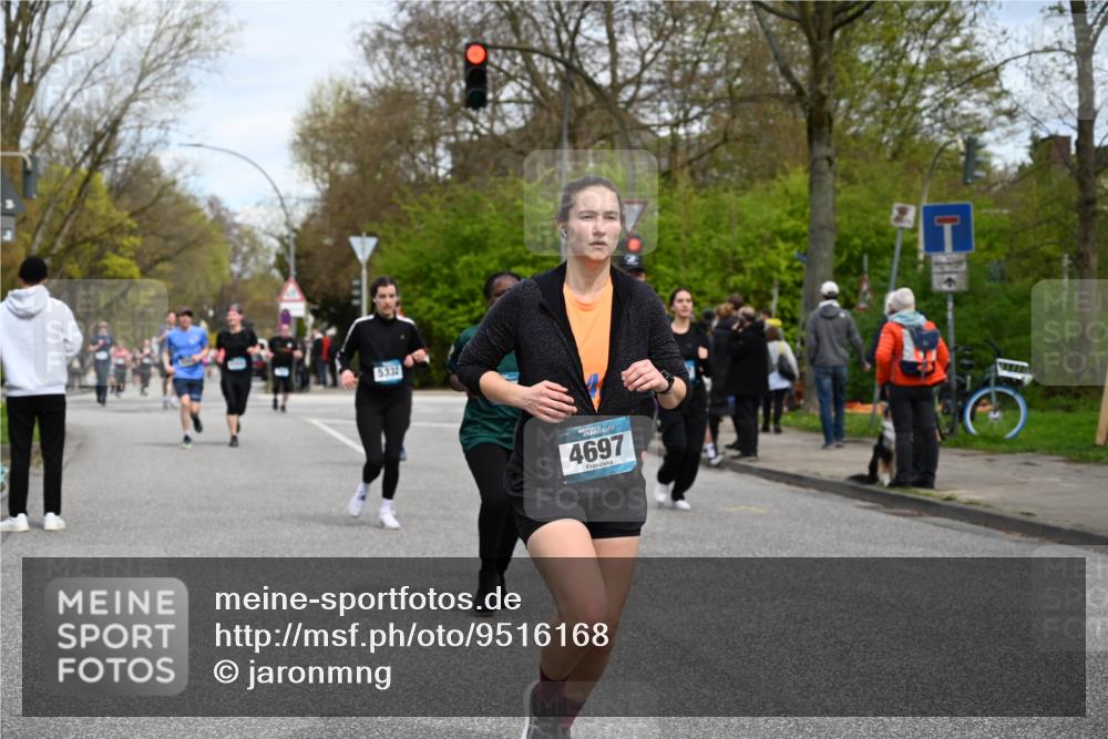 12.04.2026 - 45. Internationalen Wilhelmsburger Insellauf J. Mangold http://msf.ph/oto/9516168 12.04.2026 13:17:37 Ziel 4957, 3900, 5759, 2030, 3199, 3453, 3455, 4194, 5717, 4804, 3604, 2125, 2520, 5204, 3272, 4690, 3252, 4697, 2903, 2903, 4104, 5465, 4998, 5332, 4203, 4202, 5836, 2759, 4487, 2833, 3879, 3630, 5714, 4213, 2516, 2517 meine-sportfotos.de