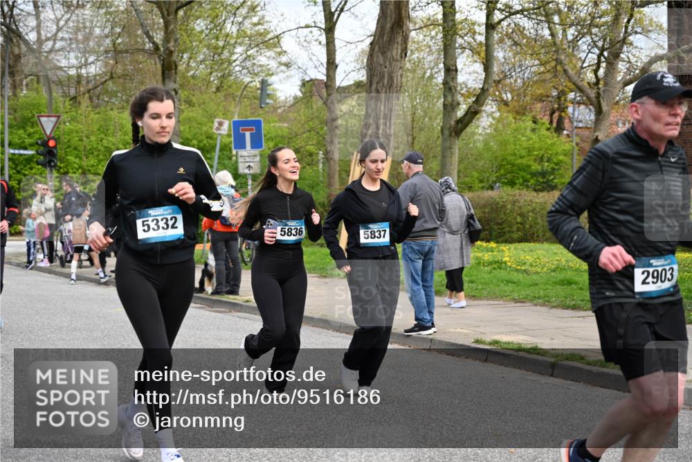 12.04.2026 - 45. Internationalen Wilhelmsburger Insellauf J. Mangold http://msf.ph/oto/9516186 12.04.2026 13:17:40 Ziel 5759, 2030, 3199, 3453, 3455, 4194, 5717, 4804, 3604, 2125, 2520, 5204, 3272, 4690, 3252, 4697, 2903, 4104, 5465, 4998, 5465, 4998, 5332, 4203, 4202, 5836, 2759, 4487, 2833, 3879, 3630, 5714, 4213, 2516, 2517, 4031, 3694 meine-sportfotos.de