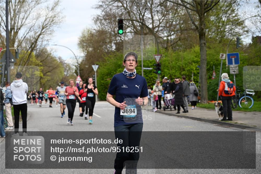 12.04.2026 - 45. Internationalen Wilhelmsburger Insellauf J. Mangold http://msf.ph/oto/9516251 12.04.2026 13:17:52 Ziel 2125, 2520, 5204, 3272, 4690, 3252, 4697, 2903, 4104, 5465, 4998, 5332, 4203, 4202, 5836, 2759, 4487, 2833, 3879, 3630, 5714, 4213, 2516, 2517, 4031, 3694, 2018, 2961, 3248, 2570, 2573, 3277, 3828, 4948, 5488 meine-sportfotos.de