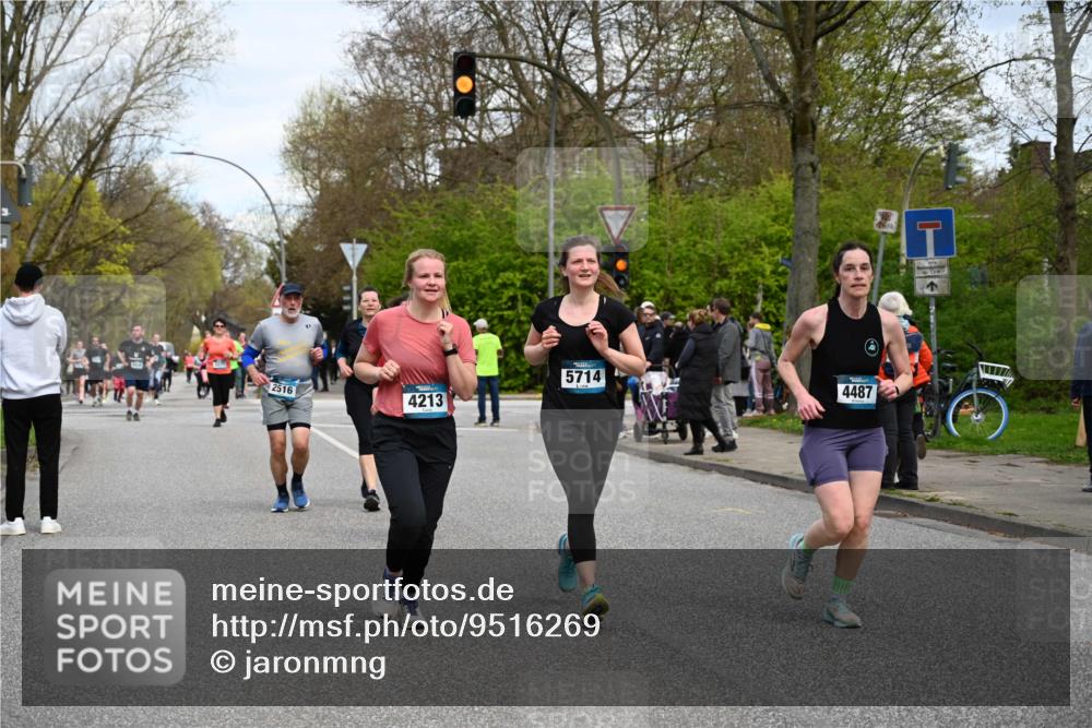 12.04.2026 - 45. Internationalen Wilhelmsburger Insellauf J. Mangold http://msf.ph/oto/9516269 12.04.2026 13:17:55 Ziel 2520, 5204, 3272, 4690, 3252, 4697, 2903, 4104, 5465, 4998, 5332, 4203, 4202, 5836, 2759, 4487, 2833, 3879, 3630, 5714, 4213, 2516, 2517, 4031, 3694, 2018, 2961, 2961, 3248, 2570, 2573, 3277, 3828, 4948, 5488, 5663, 4727, 5541, 4153 meine-sportfotos.de