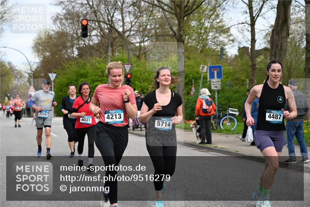 12.04.2026 - 45. Internationalen Wilhelmsburger Insellauf J. Mangold http://msf.ph/oto/9516279 12.04.2026 13:17:56 Ziel 2520, 5204, 3272, 4690, 3252, 4697, 2903, 4104, 5465, 4998, 5332, 4203, 4202, 5836, 2759, 4487, 2833, 3879, 3630, 5714, 4213, 2516, 2517, 4031, 3694, 2018, 2961, 3248, 3248, 2570, 2573, 3277, 3828, 4948, 5488, 5663, 4727, 5541, 4153, 3528, 3527, 4400, 4403 meine-sportfotos.de