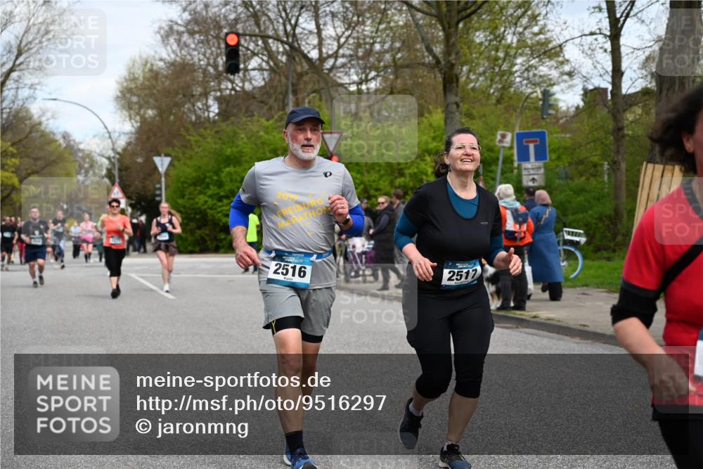 12.04.2026 - 45. Internationalen Wilhelmsburger Insellauf J. Mangold http://msf.ph/oto/9516297 12.04.2026 13:17:58 Ziel 5204, 3272, 4690, 3252, 4697, 2903, 4104, 5465, 4998, 5332, 4203, 4202, 5836, 2759, 4487, 2833, 3879, 3630, 5714, 4213, 2516, 2517, 4031, 3694, 2018, 2961, 3248, 2570, 2573, 3277, 3828, 4948, 5488, 5663, 4727, 5541, 4153, 3528, 3527, 4400, 4403, 4556 meine-sportfotos.de