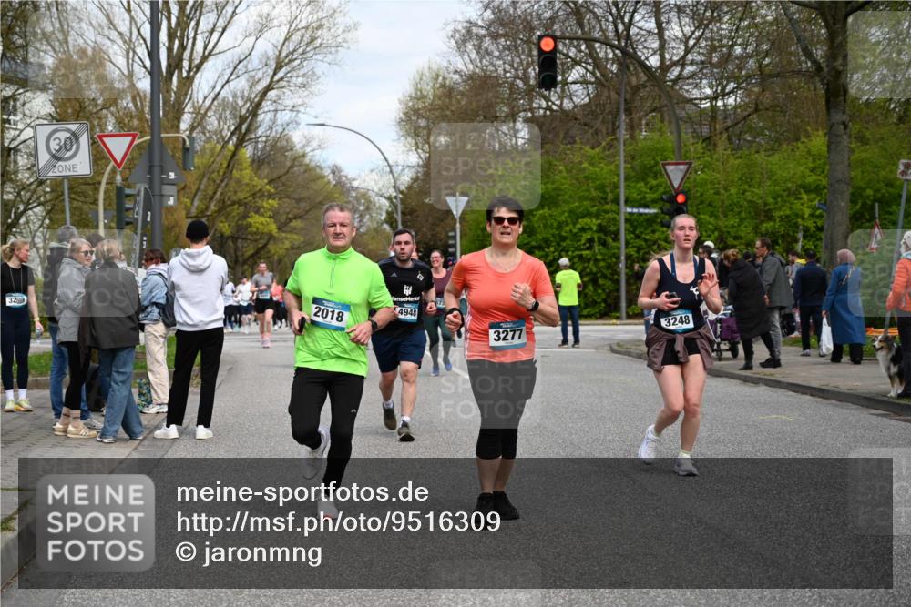 12.04.2026 - 45. Internationalen Wilhelmsburger Insellauf J. Mangold http://msf.ph/oto/9516309 12.04.2026 13:18:04 Ziel 4104, 5465, 4998, 5332, 4203, 4202, 5836, 2759, 4487, 2833, 3879, 3630, 5714, 4213, 2516, 2517, 4031, 3694, 2018, 2961, 3248, 2570, 2573, 3277, 3828, 4948, 5488, 5663, 4727, 5541, 4153, 3528, 3527, 4400, 4403, 4556, 4626, 2019, 3940, 3482 meine-sportfotos.de